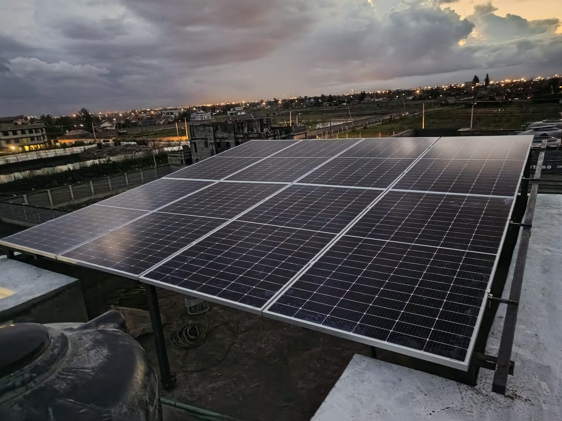 5kWp Hybrid image 49